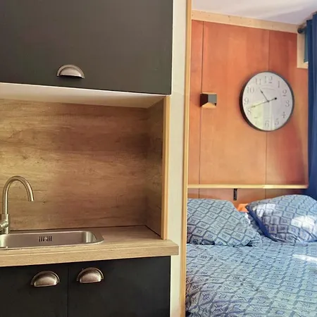 Le Yacht - Elegant Et Optimise *